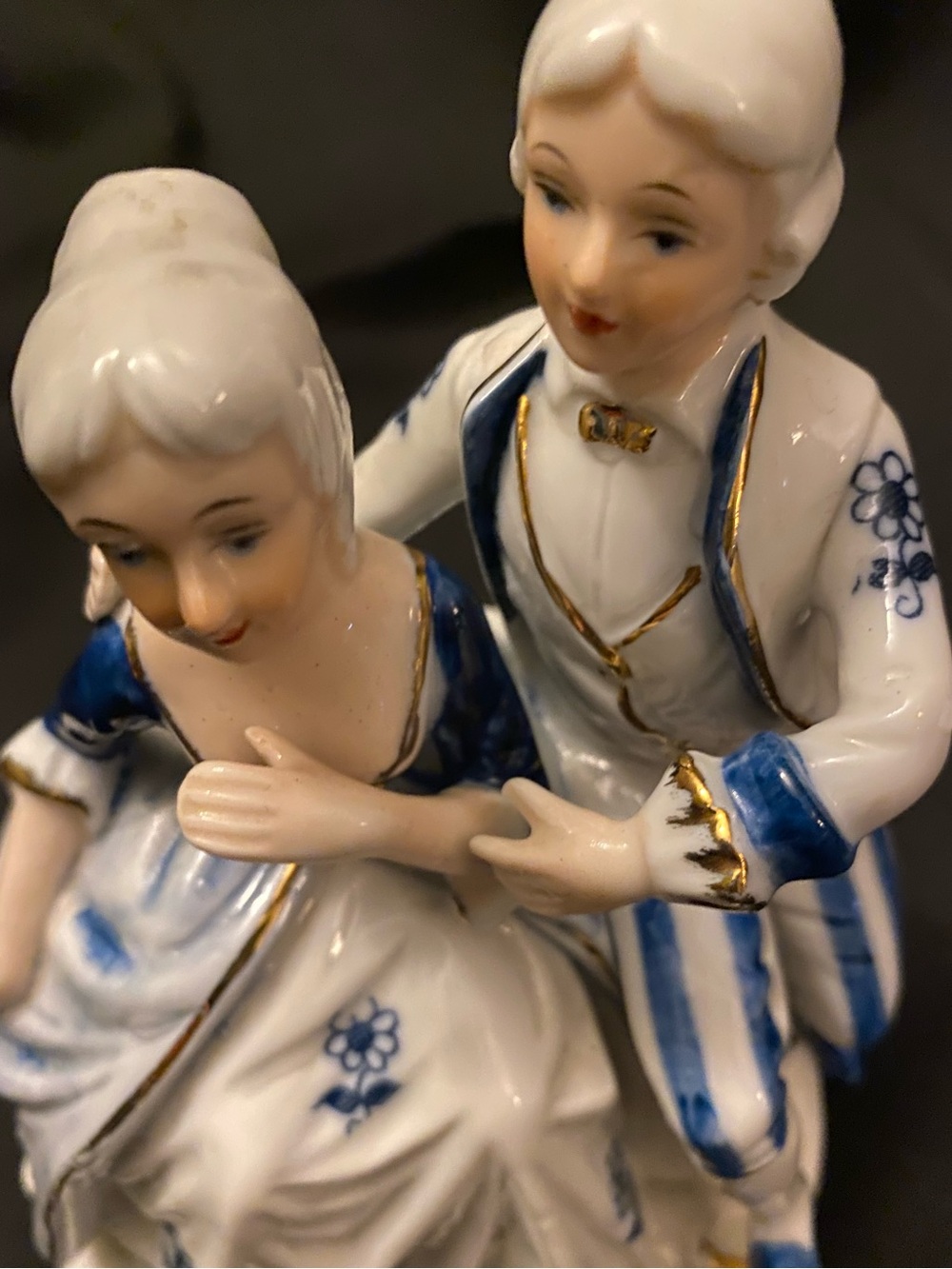 Victorian Couple on Bench Figurine - Picture 8 of 8